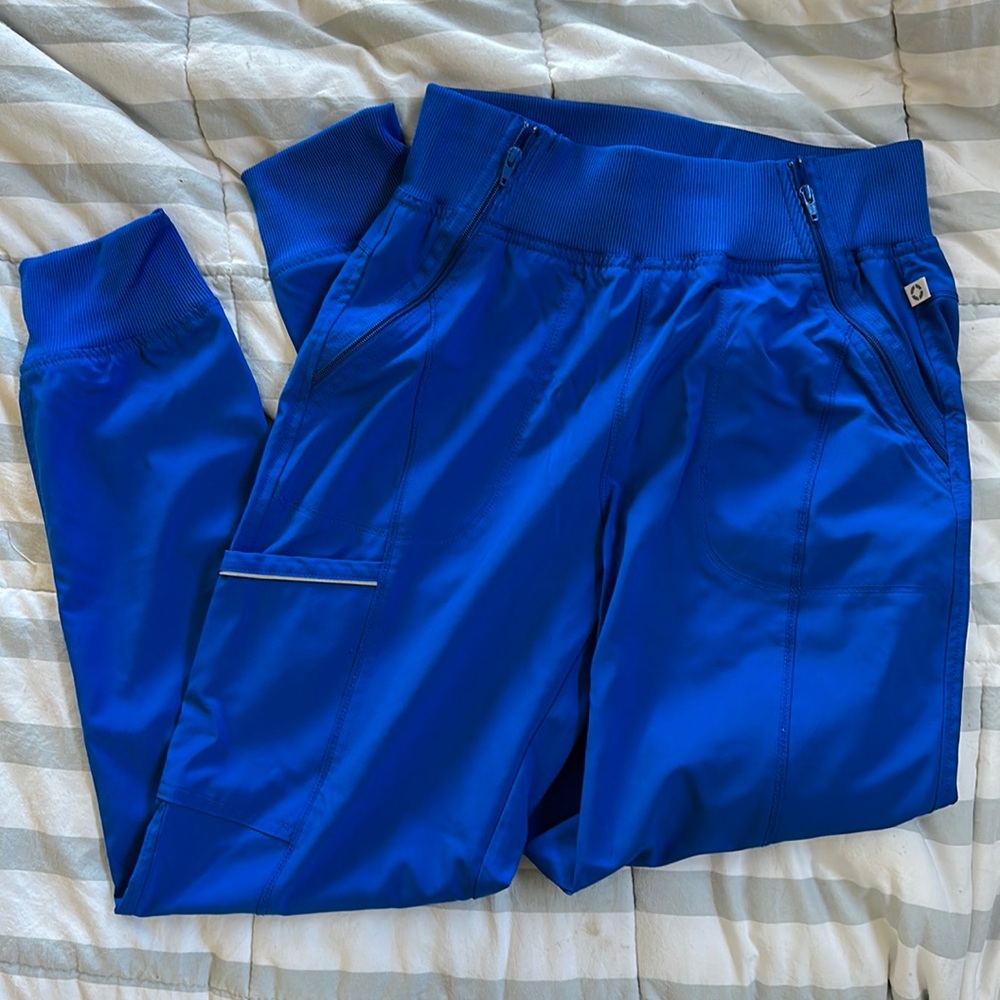 Women’s scrub pants